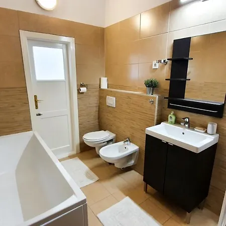 Happy 70 Apartment Balatonlelle