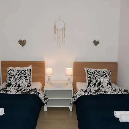 Happy 70 Apartment